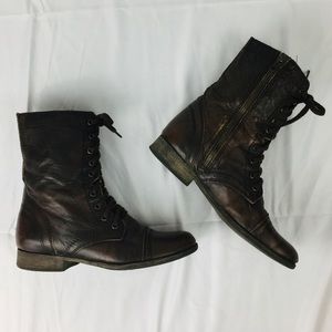 Steve Madden Leather Boots in Brown